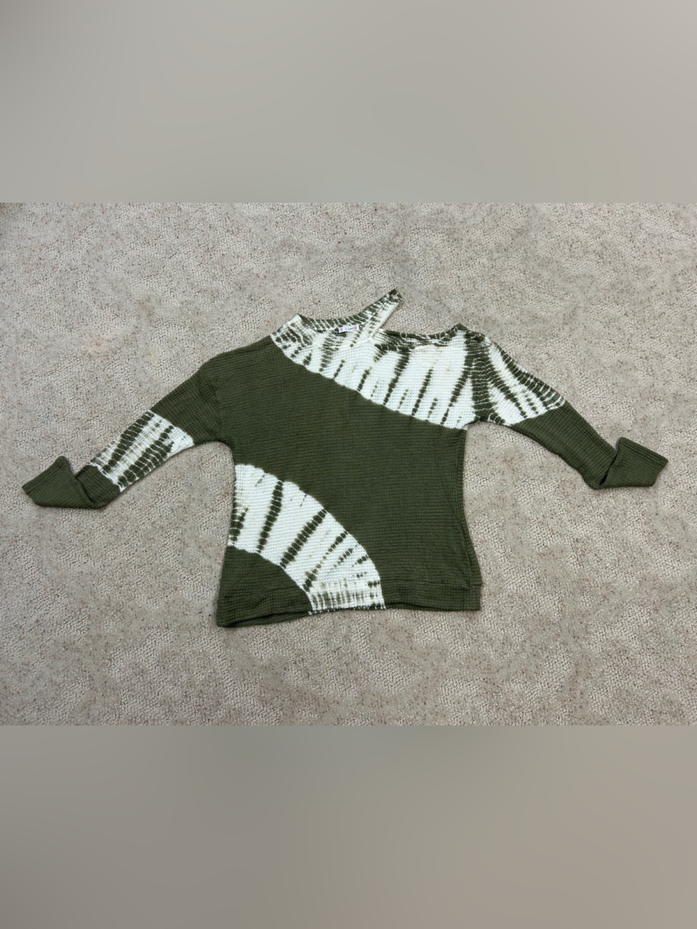 Off-the-Shoulder Olive Green Tie-Dye Sweater size large NWT!